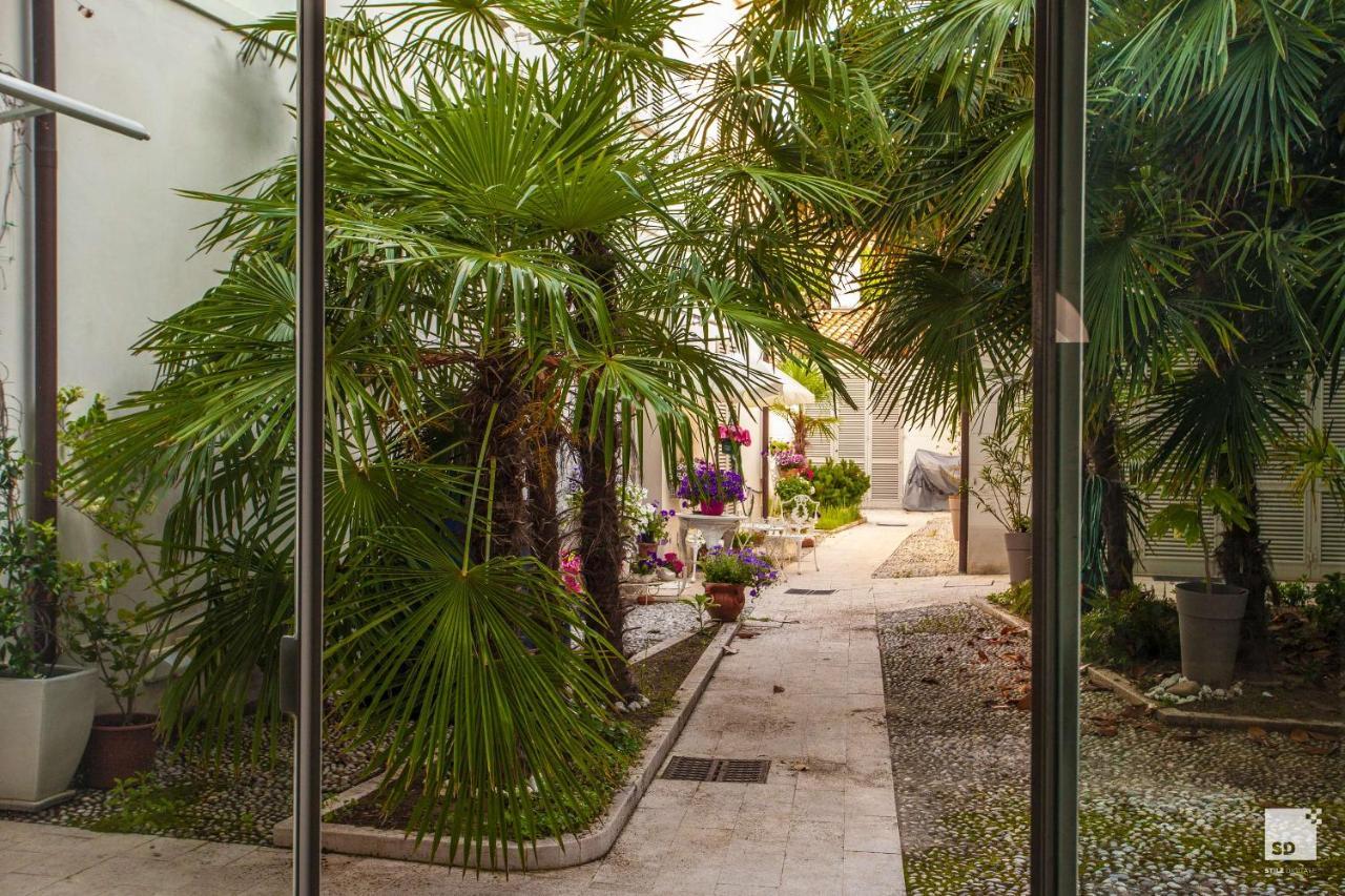 Appartamenti Resort Roma 6.3 E Resort I Banchieri Ravena Exterior foto