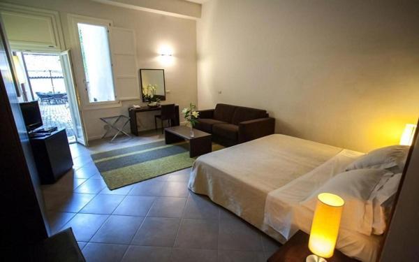 Appartamenti Resort Roma 6.3 E Resort I Banchieri Ravena Exterior foto